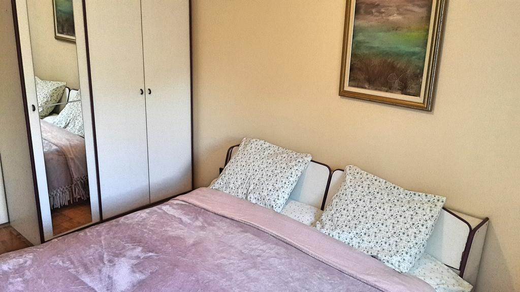 Apartment Maras Porec Bagian luar foto
