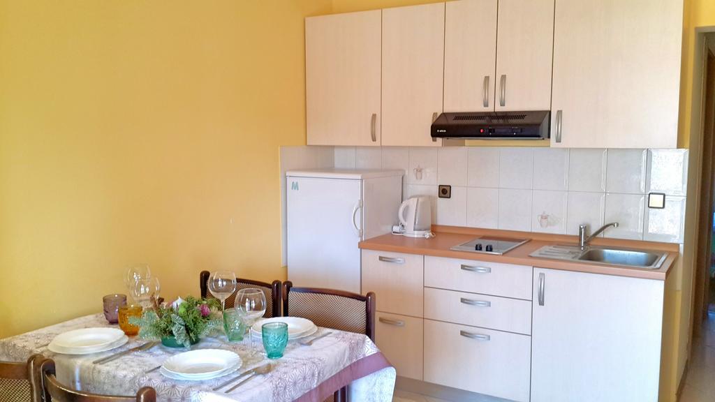 Apartment Maras Porec Bagian luar foto