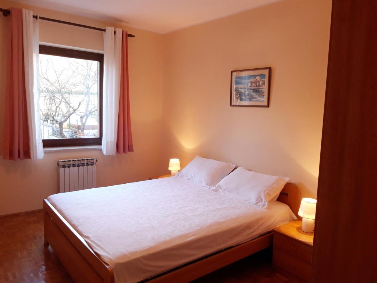 Apartment Maras Porec Bagian luar foto